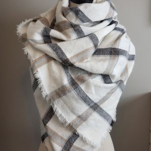 Women's scarf